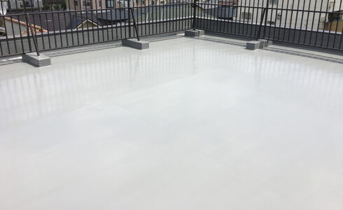 ウレタン塗膜防水 屋上施工完了